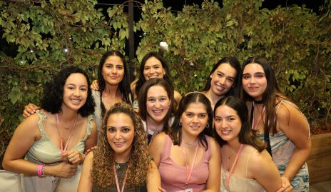  Amigas de la futura novia.