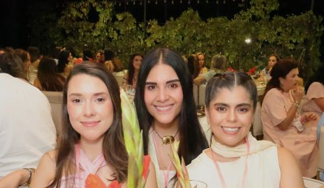  Fanny Merchán, Dulce Lara y Mayra Castañeda.