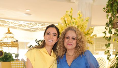  Oly Abud y Ludi Guevara.