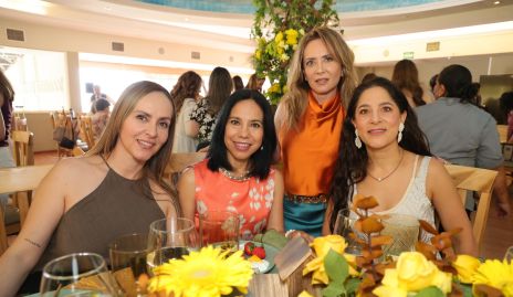  Ingrid Quintana, Lula Camacho, Brenda Medina y Ale Castillo.