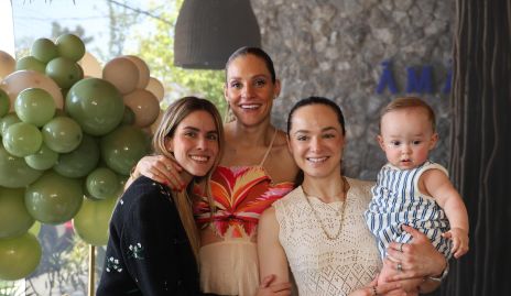  Joselyn Córdova, Bety Hernández, Nabil Sáenz y Pablo.