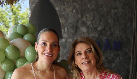  Bety Hernández y Benilde Díaz Infante.