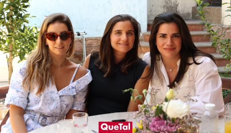  Begoña Muriel, Eugenia Musa y Nina Galarza.