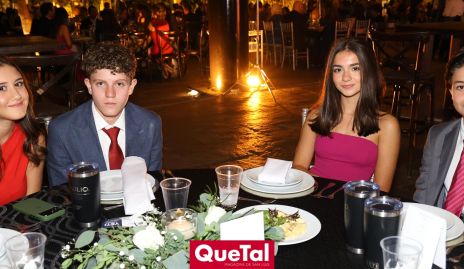  Alexa Calmada, Braulio Rosas, Inés Rueda y Claudio Torre.