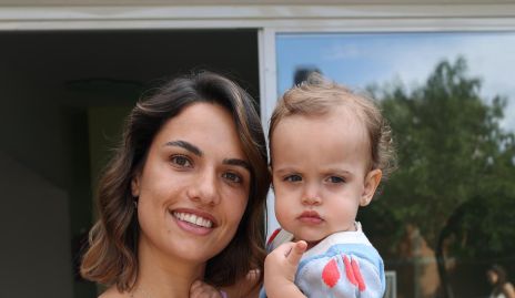  Marcela Díaz Infante con su hija Rafaela Villaseñor.