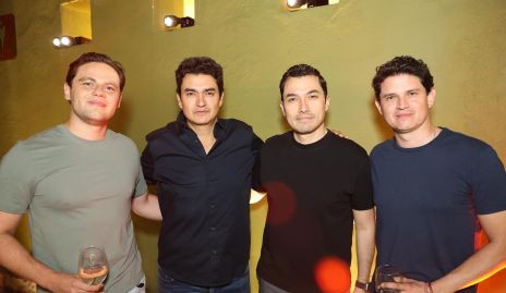  Guillermo Barrera, Alberto Díaz de León, Alejandro Díaz de León y Víctor Paulín.