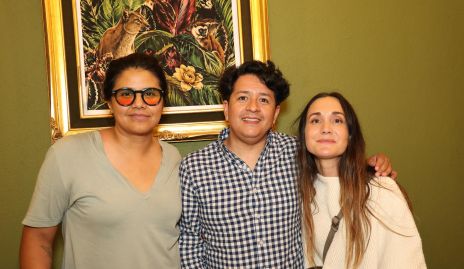  Jessica Vidales, Hugo Araujo y Anais Capablanca.