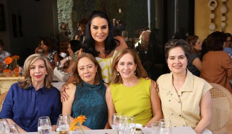  Alma de Rodríguez, Gloria Acosta, Mónica Dorador, Marily Espinosa y Margarita Martínez.