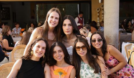  Montse Anaya, Laura López, Andrea Recke, Priscila Cerecedo, Isabela Gaviño y Paola Martínez.
