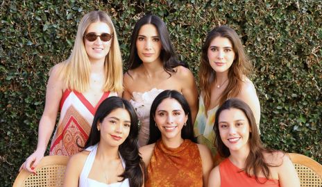  Macarena Anaya, Laura López, Montse Toranzo, Ana Pau  Lafuente, Alma Hernández y Alejandra Padilla.