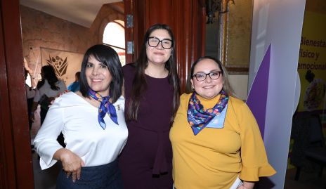 María Hernández, Brenda Solís y Angélica Arroyo.