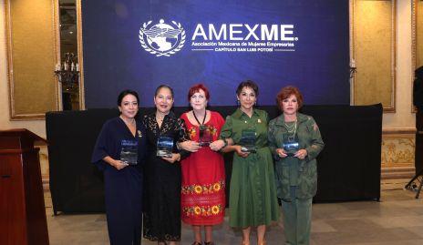  Ivette Larrea, Estela Arriaga, Ana Neumann, Margarita Mendiola y Leticia Serment.