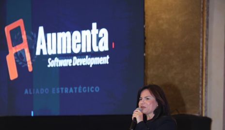  Mónica Rivera.