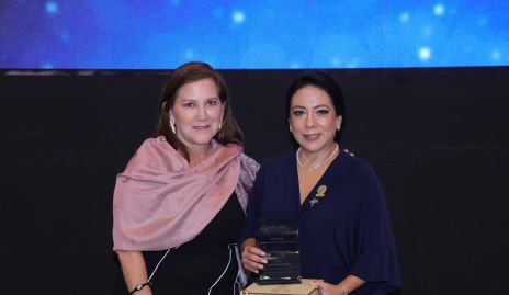  Ana Brugal e Ivette Larrea.