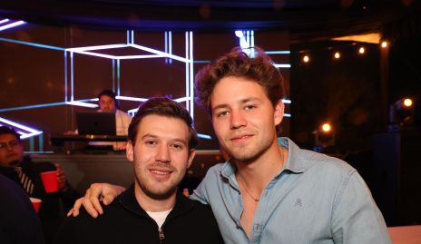  Oscar Mendizábal y Nicolás Cue.