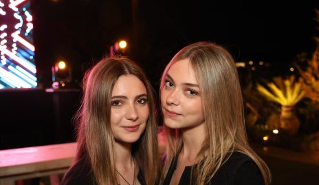  Cayetana Fernández y Anabella Mercado.