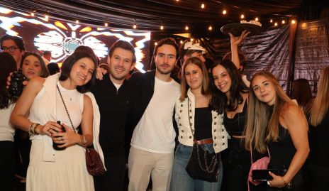  Paulina González, Oscar Mendizábal, Mateo Guerra, Isa Galván, Ximena Delsol y Joaquina Morales.