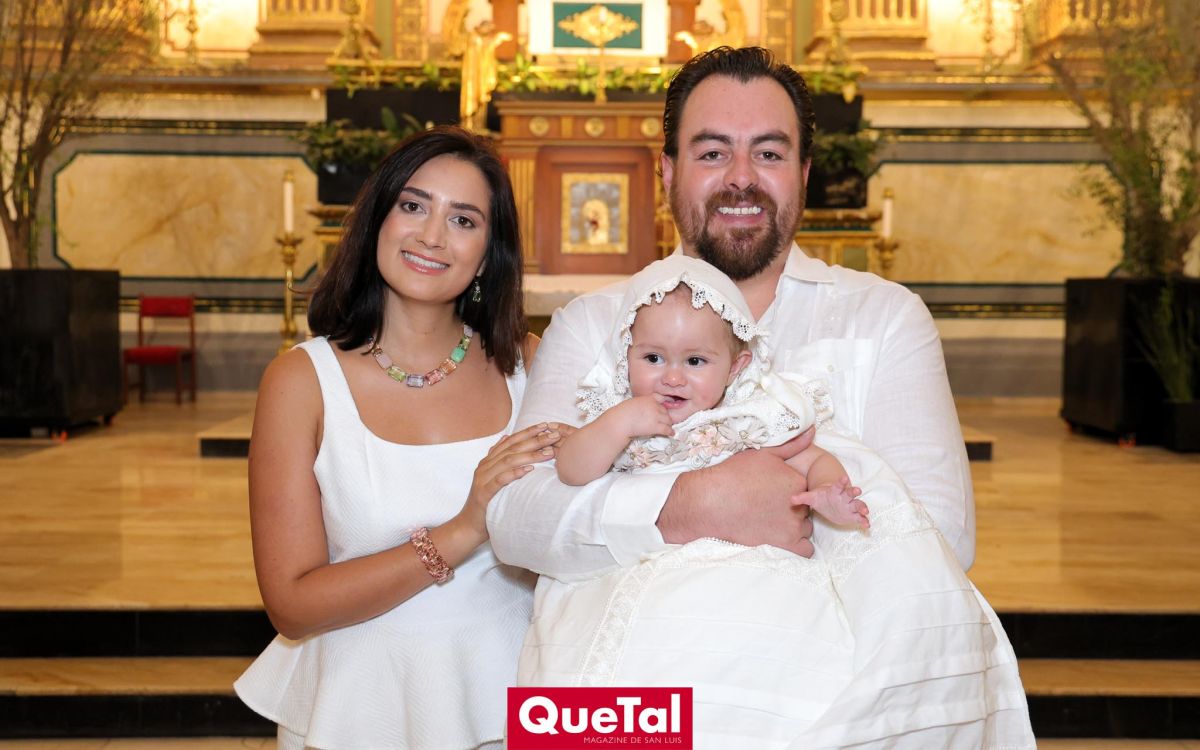 BAUTIZO DE ELENA LEOS GARC&Iacute;A
