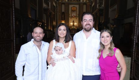  Rodrigo Leos, Mariana García, Elena Leos, José Carlos Leos y Alejandra Puente.