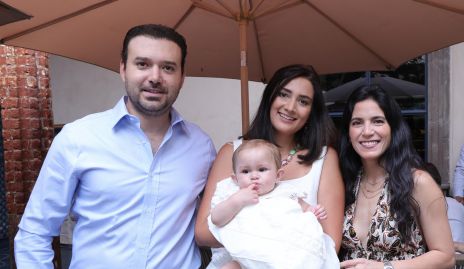  Diego De Luna, Mariana García, Elena Leos y Maribel Rodríguez.