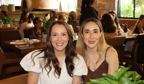  María y Marcela Mercado.