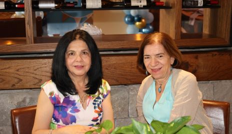  Marta Lima y Margaret Hunter.