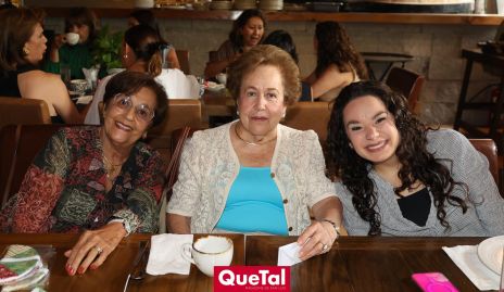  Maru del Pozo, Bertha Alicia e Irene Martínez.