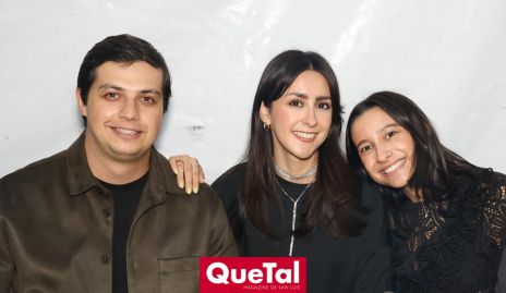  Alejandro Stevens, Patricio Rodriguez, Denisse Torres, Paola Martínez y Max Gómez  .