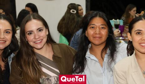  Isabela Acebo, Denisse Valle, Meche Cifuentes y Paulina Suárez.