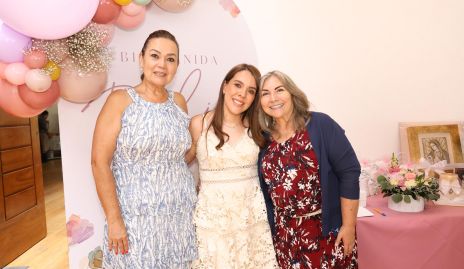  Mónica Luna, Paulina Cruz y Olga Martínez.