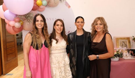  Roxana Zamayoa, Paulina Cruz, Ana Pau de la Fuente y Lupita Santos.