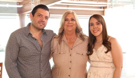  Jaime Abaroa, Ana María Santos y Paulina Cruz.