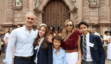  Oscar Estrada, Silvana Estrada, Oscar Estrada,  Marcela Rubio y Marcelo Estrada.