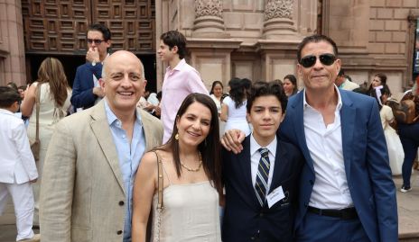  Mauricio, Gaby, Mauricio y Marco Sarquis.
