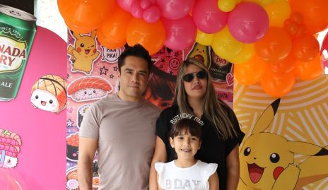  Ricardo Cordero y Mariana Berrones con su hija Renata.