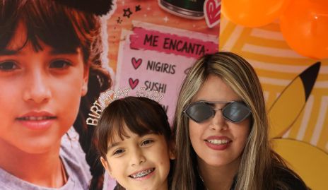  Mariana Berrones con su hija Renata Cordero.