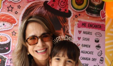  Claudia de Ávila y Renata Cordero.