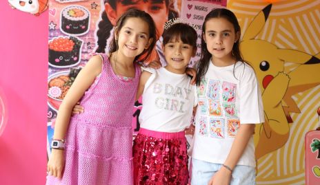  Isa Garza, Renata Cordero y Maria Pía Almazán.