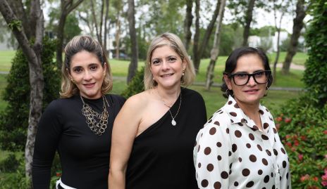  Diana Verástegui, Karla Verástegui y Amalia Verástegui.