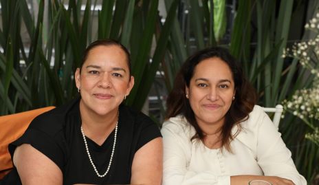  Elizabeth López y Adaliz Zapata.