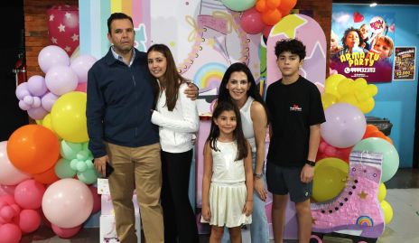 Pepe Tanus, Valentina Tanus, Pau Tanus, Paty Guerrero y Pepe Tanus.