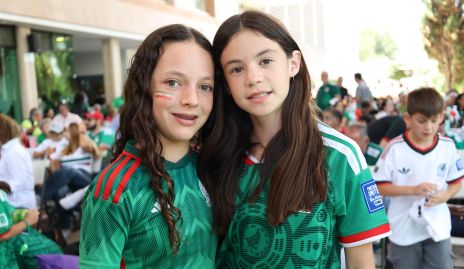   Ana Elena de la Rosa y Emilia Hernández.