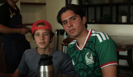  Lucas y Emmanuel.