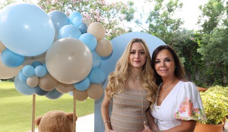  Valeria Guerrero y Elsa Tamez.