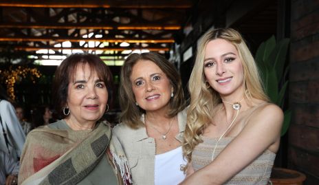  Griselda Tamez, Maru Martínez y Valeria Guerrero.
