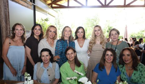  Lupita Pereda, Maribel Lozano, Mimí Hinojosa, Charo Valladares, Elsa Tamez, Valeria Guerrero, Laura Álvarez, Lula López, Luchi Castelo, Gaby Payán y Lorena Herrera.