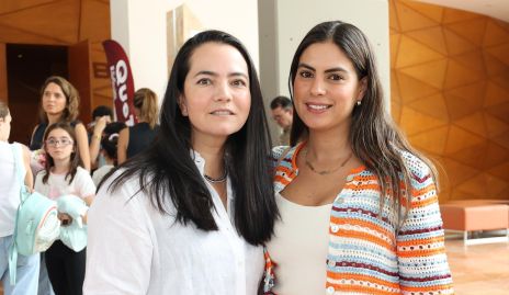 Mariana Meade y Bárbara Berrones.
