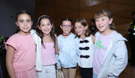  María Pía Almazán, Isa Garza, Gaby Molina, María Inés Zamanillo y Nicole Berrones.
