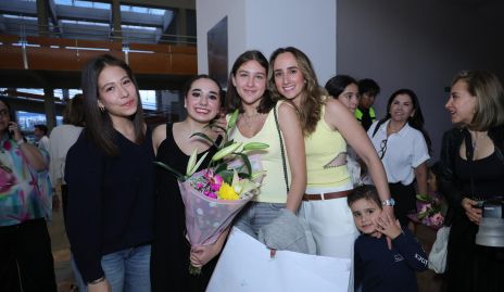  Alexia Molina, Carla, Fernanda, Ángeles Mahbub y Santi Labastida.