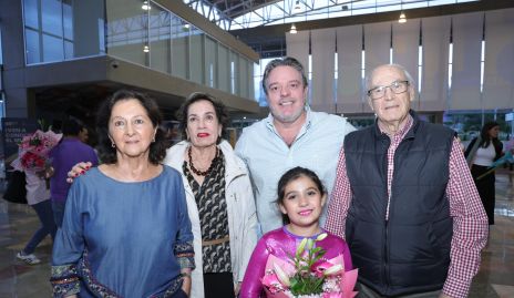  Yolanda Pérez, Soco Ortiz, Héctor Morales, José Pérez y Alejandra Morales.